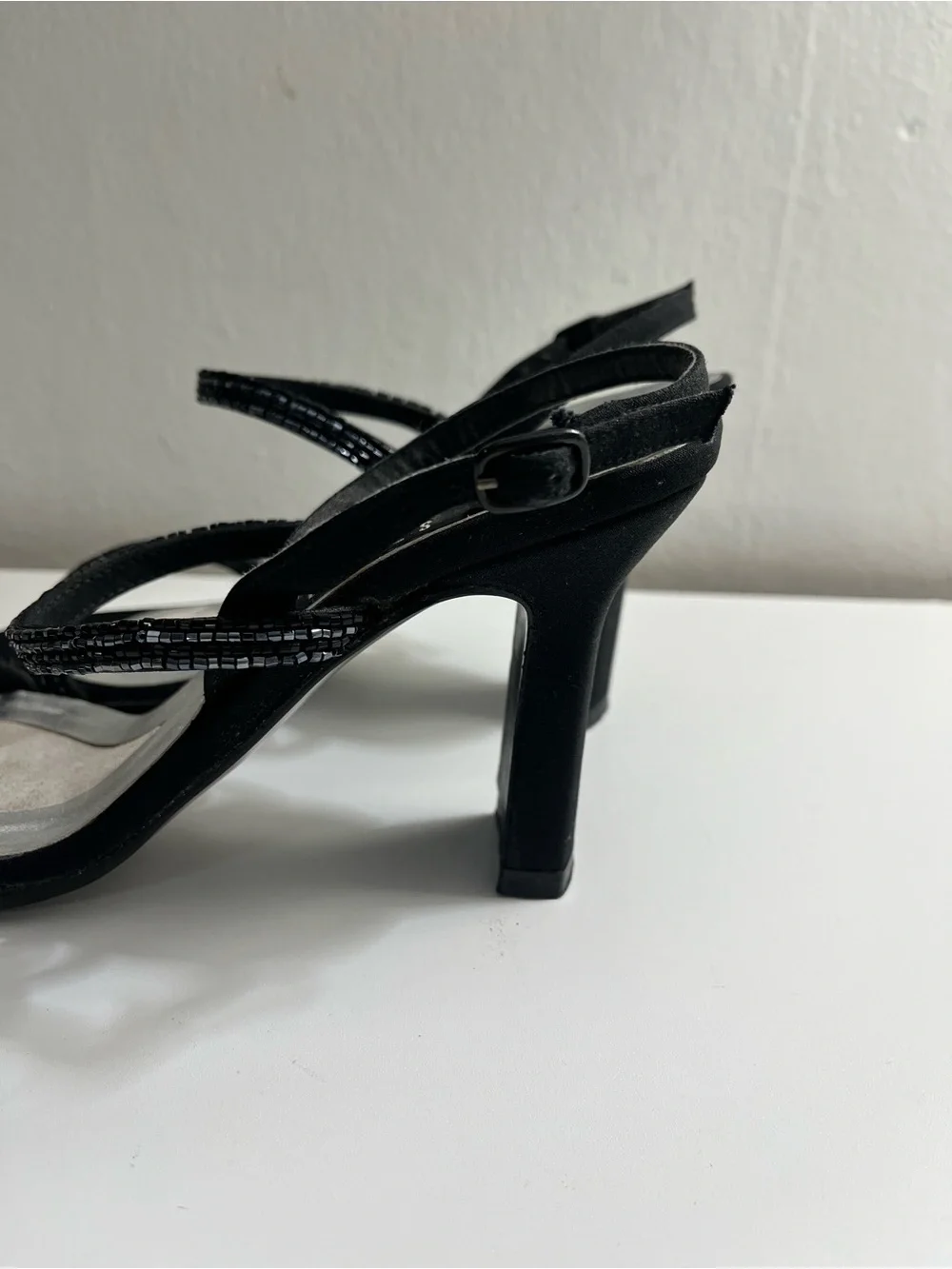 Vintage Y2K Stuart Weitzman Beaded Strappy Sandals Size 6